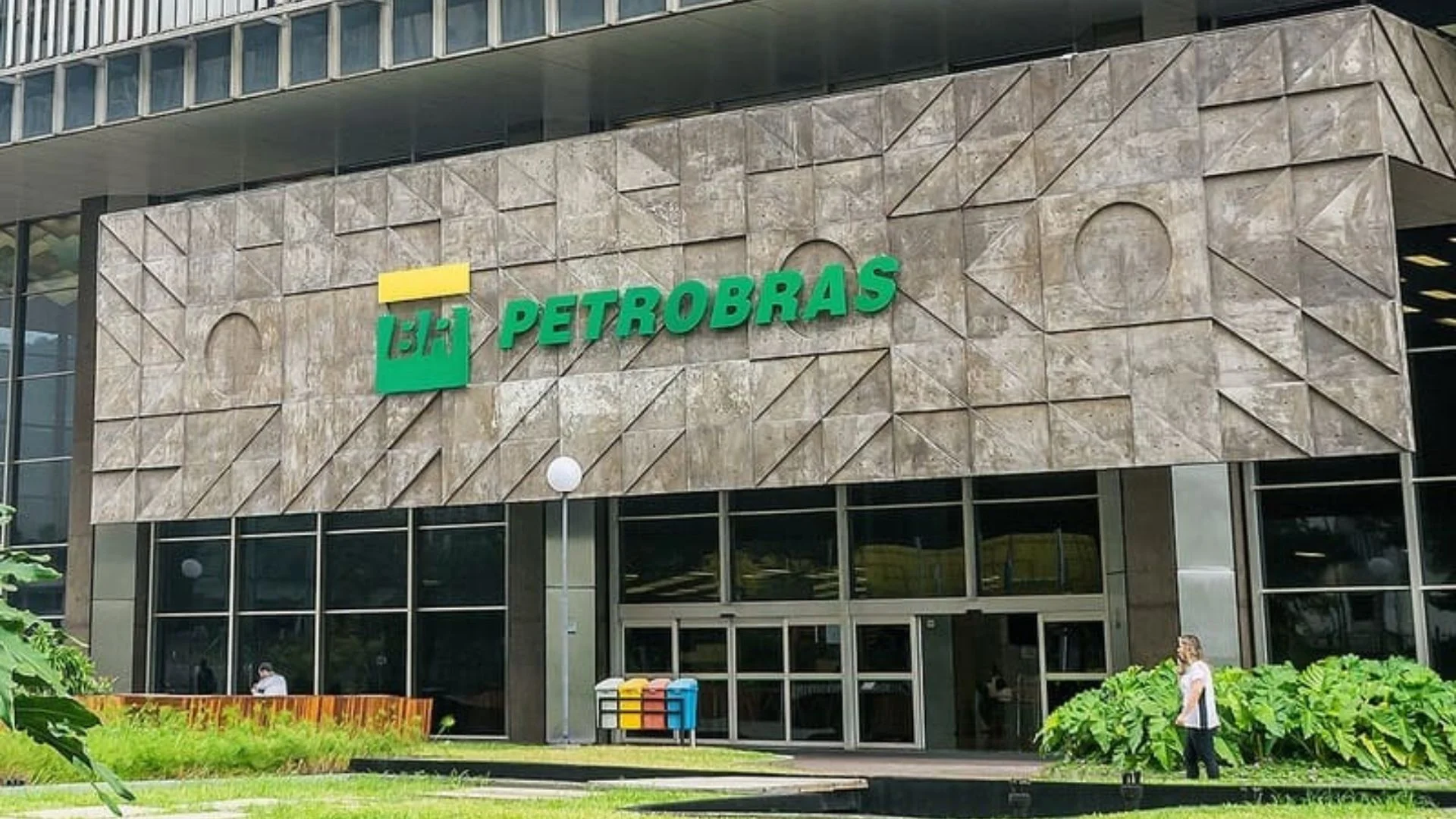 Petrobras prepara novo concurso com cerca de 1.400 vagas