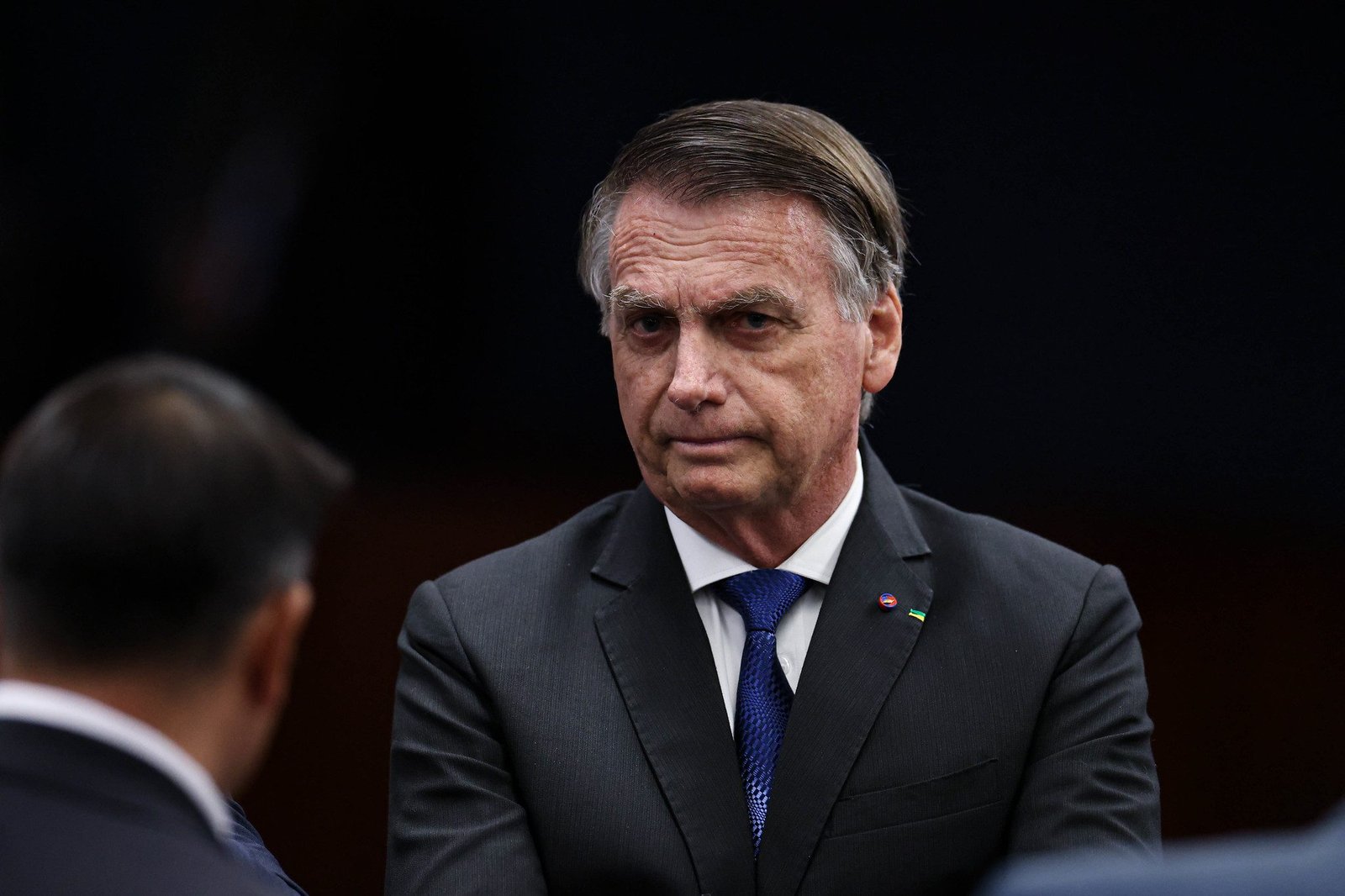 Moraes mantém Jair Bolsonaro em prisão domiciliar após nova análise do caso